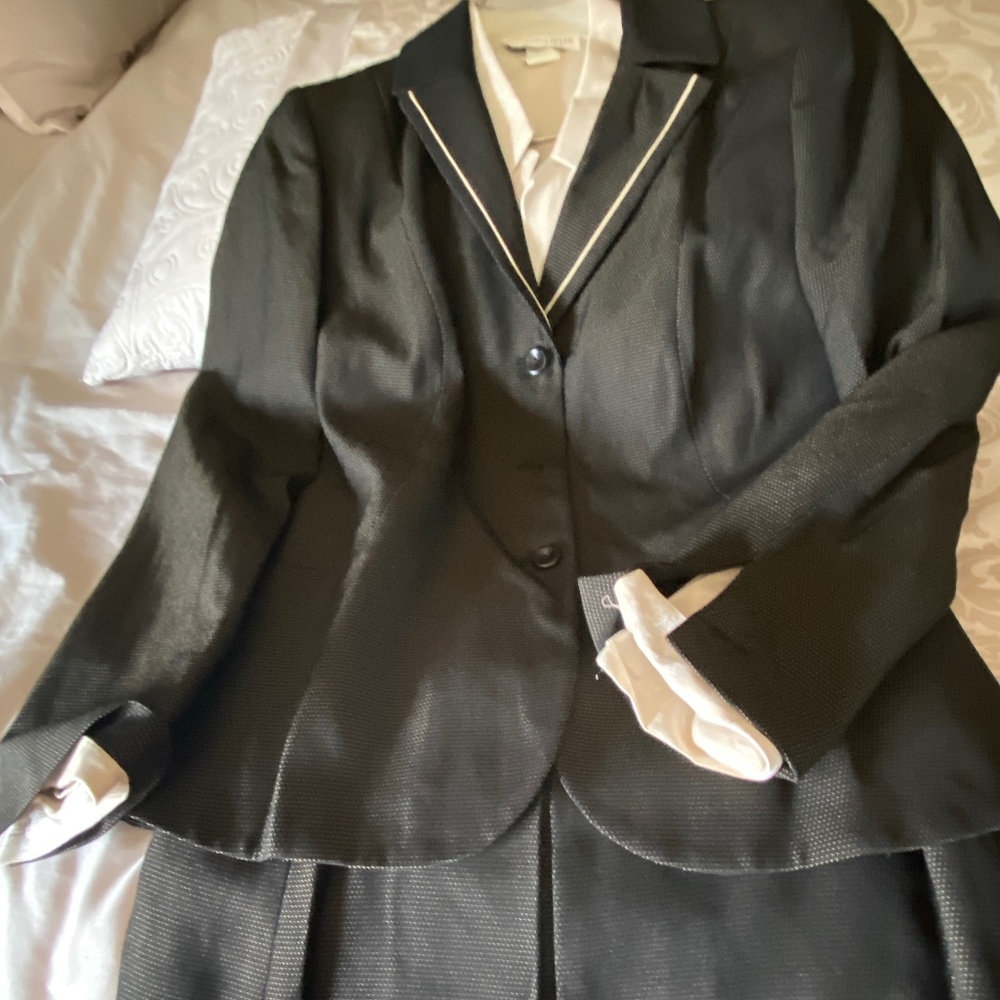 Collections for Le Suit